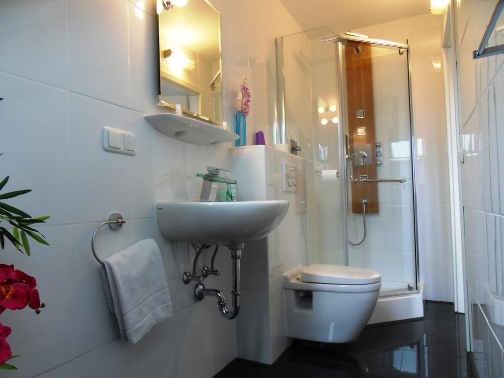 Hotel Linnert ヴァイターシュタット 部屋 写真