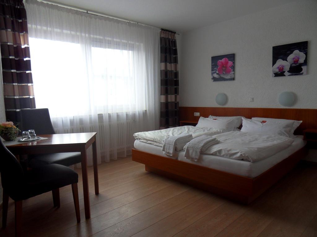 Hotel Linnert ヴァイターシュタット 部屋 写真